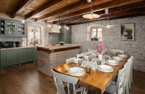 Selina House | Villa Caterina by Interhome