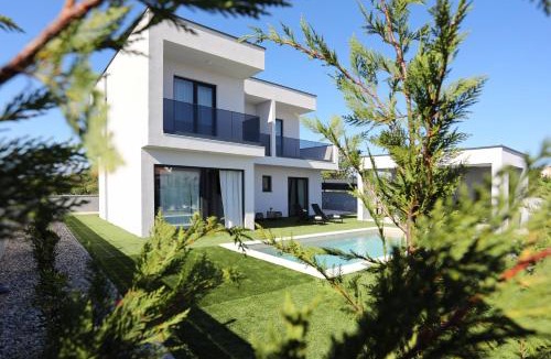 Poljica Villa | Villa Cvit Mediterana with heated pool