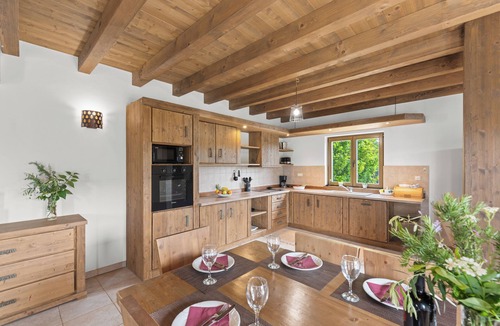 Jursici Villa | Villa Dante with whirlpool, sauna and 5 bedrooms