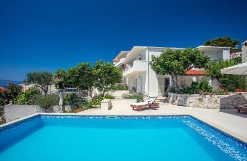 Stanici Villa | Villa Dasianda - only 90 m from the beach, private 30msq heated pool