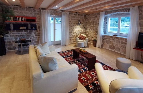 Rogac Villa | Villa Diocletian Solta nearby Split – Crovillas GmbH