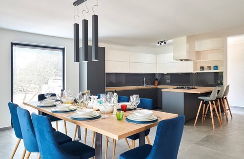 Kastel House | Villa Dolcea (74026-K1) - Umag