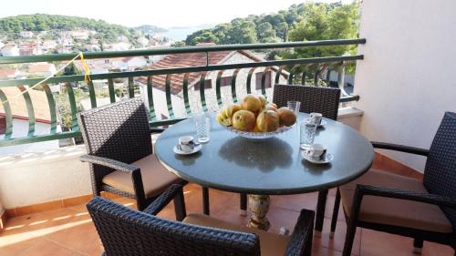 Tijesno Apartment | Villa Dvorine