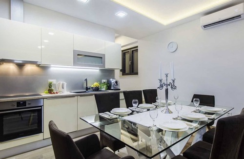 Srima Villa | Villa EDEN - modern villa with sea view and pool, 50 m from the beach, free WIFI & parking
