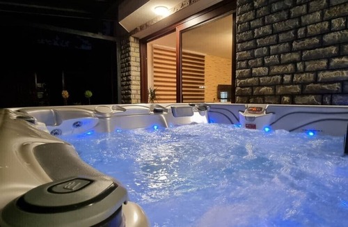 Mali Radic Apartment | Villa ENT / Apartment 2 with Jacuzzi
