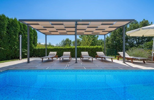 Zbandaj Villa | Villa Eufemia near Poreč with large garden and outdoor playground for kids