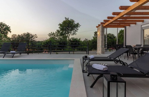 Pavicini House | Villa Foska by Interhome
