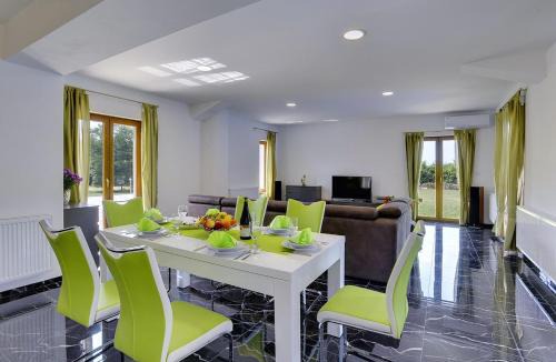 Karojba Villa | Villa Frankovici