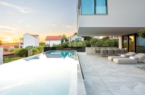 Zdrelac Villa | Villa FUX Eternity 3