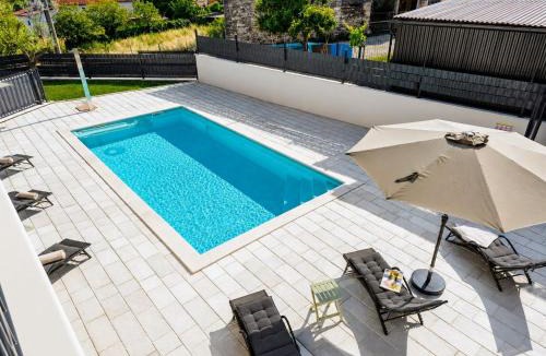 Nova Vas Villa | Villa Gaudeo with pool and EV station