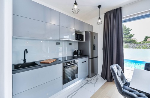 Srima Villa | Villa Gemini II. with pool and rooftop terrace