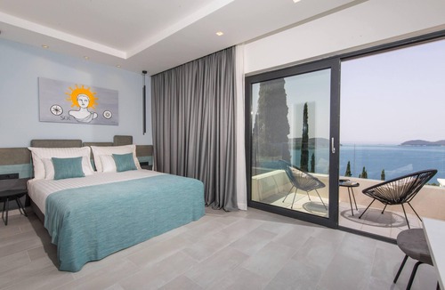 Orasac Villa | Villa Helios is a beautifully positioned contemporary villa with a private pool
