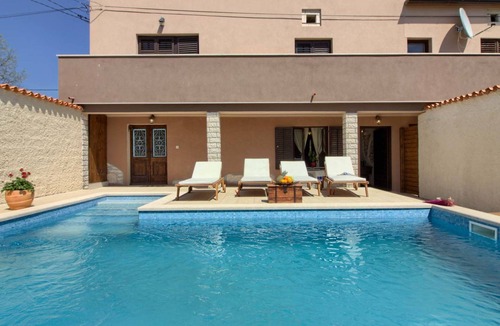 Manjadvorci House | Villa House Eleonora by Interhome
