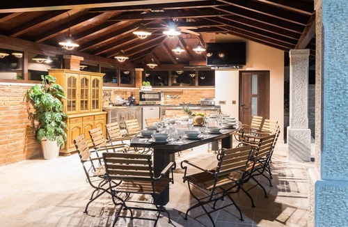 Valtura House | Villa Istrakamen (73847-K1) - Pula