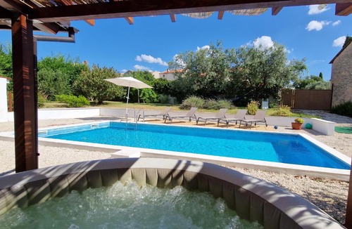 Stinjan Villa | Villa John