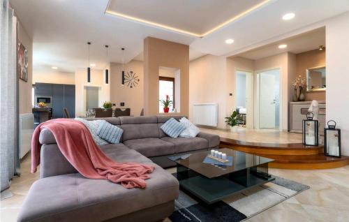 Farini House | Villa Kadore
