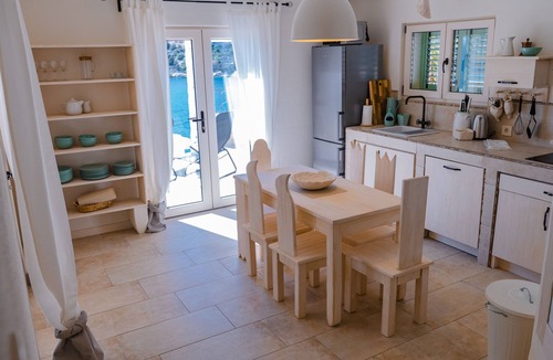 Vela Luka Apartment | Villa Kamen Green Apartment 1