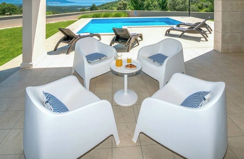 Kavran House | Villa KavranLux by Interhome