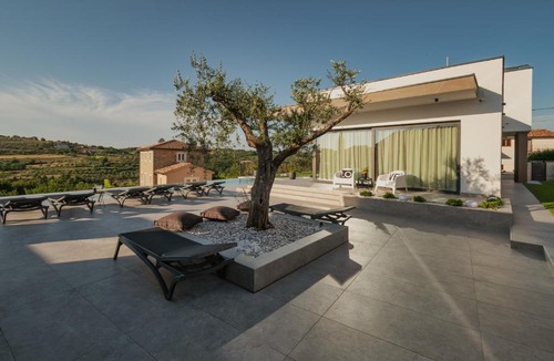 Momjan Villa | Villa KIM