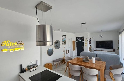 Marceljani Villa | Villa Kimm by Villas Guide
