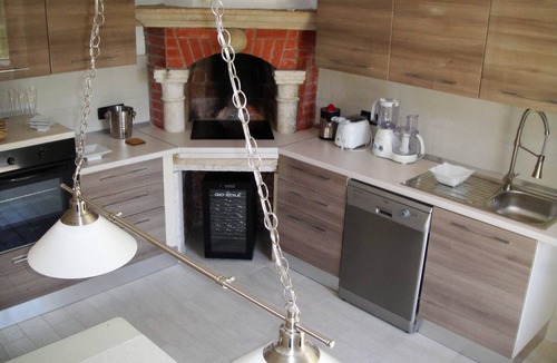 Vela Luka Villa | Villa 'Klematis' with Sea View, Private Pool and Wi-Fi