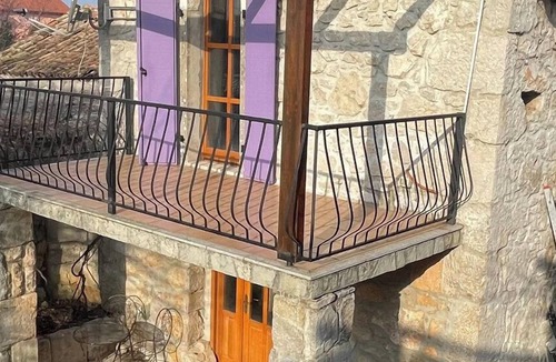 Gabonjin Villa | Villa Lapis bis zu 12 Personen