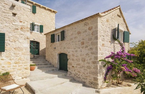 Zavala Villa | Villa Lapis by MyWaycation