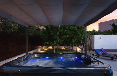 Znjan Villa | Villa Little Heaven