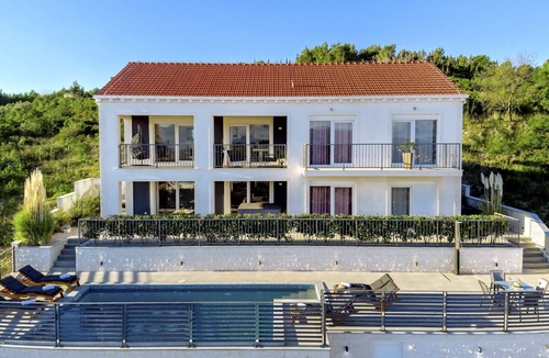 Lumbarda Villa | Villa Lumbarda - Four Bedroom Villa, Sleeps 8
