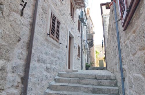 Dubrovnik Old Town Apartment | Villa Madonna della Strada A2