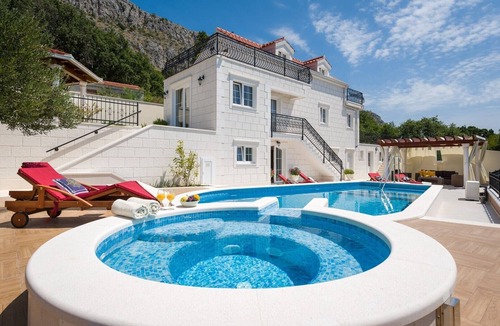Jesenice Villa | Villa Maja with 4 bedrooms, heated, private 32m2 pool, Jacuzzi, fitness room, sauna