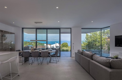 Vrbnik Villa | Villa Manatis - Sand Court, Infinity Pool & Sauna