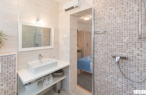 Mandre Villa | Villa Mandre on Pag – Crovillas GmbH