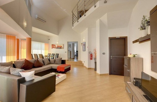 Valtura House | Villa Marcelia (74087-K1) - Pula