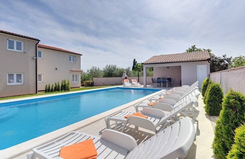Valtura House | Villa Marcelia (74087-K1) - Pula