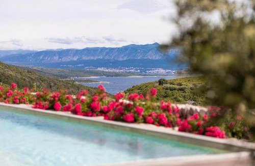 Vrbnik Villa | Villa Maslina with Panoramic Sea View