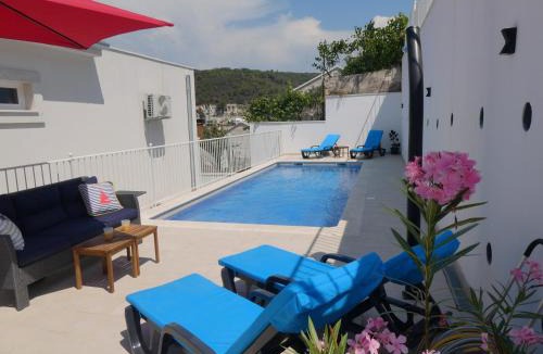 Pucisca Apartment | Villa More