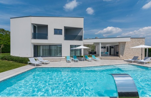 Kringa Villa | Villa Nada