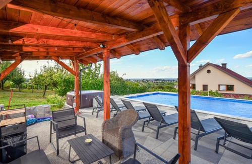 Sveti Ilija Villa | Villa Nevita by Villas Guide