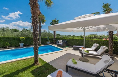 Selina Villa | Villa Palma with pool and garden