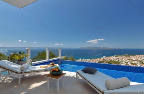 Makarska House | Villa Panorama by Interhome