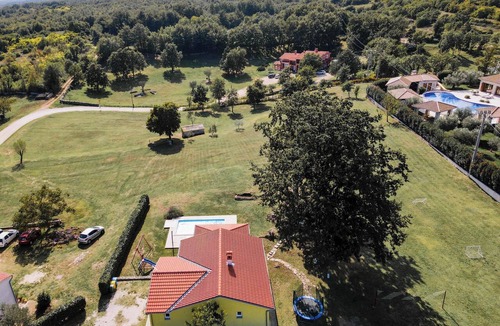 Divsici House | Villa Paradiso by Interhome