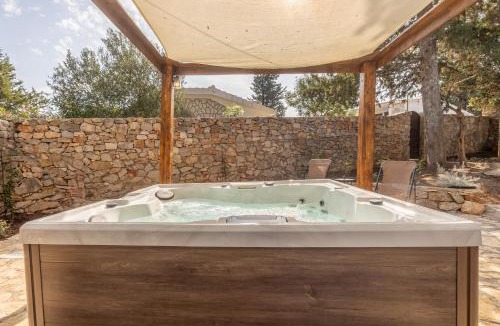 Stari Grad Cabin | Villa Pinus