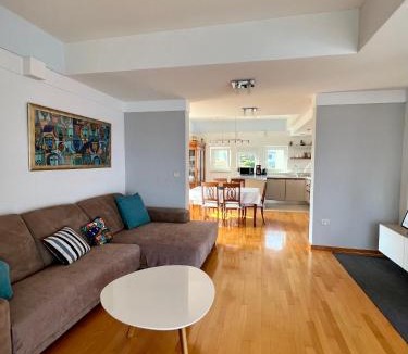 Zavala Apartment | Villa Plaža