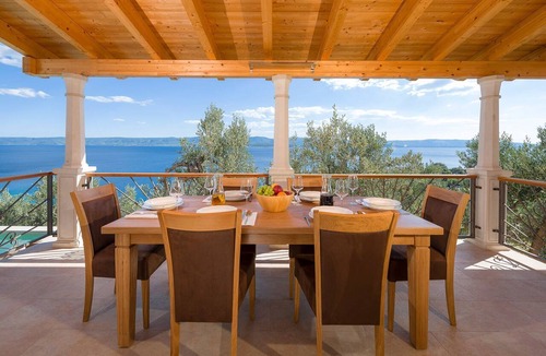 Bol Villa | Villa Posa - Two Bedroom Villa, Sleeps 4