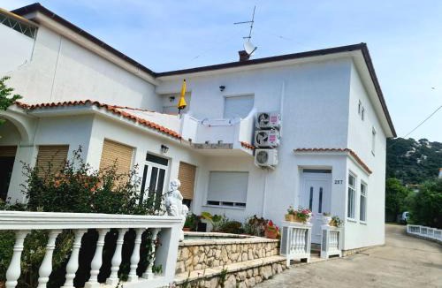 Barbat na Rabu Bed & Breakfast | Villa Rab Robert