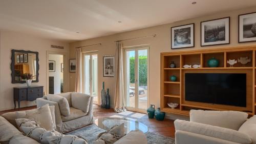 Vabriga Villa | Villa Rafaelle with 3 bedrooms and pool in Porec