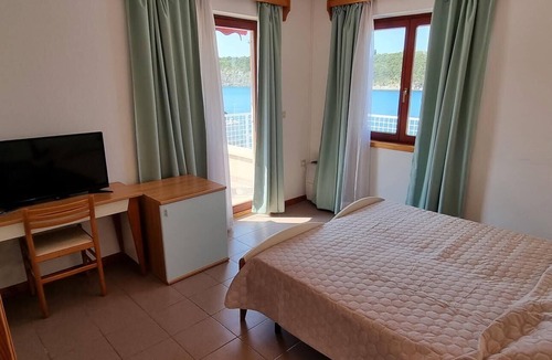 Omisalj Hotel | Villa Riva