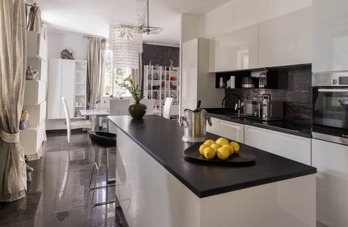 Gorica Villa | ★Villa ROSEMARY★ Beach and sea, 20 min walk Old town, peaceful neighborhood
