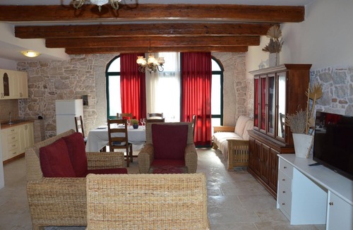 Veleniki House | Villa Rosette